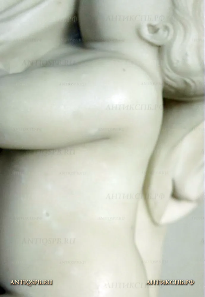 Скульптура мраморная "Спящий младенец". ХIХ век. №18257 